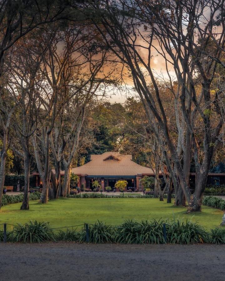 Under The Shade Safari Lodge